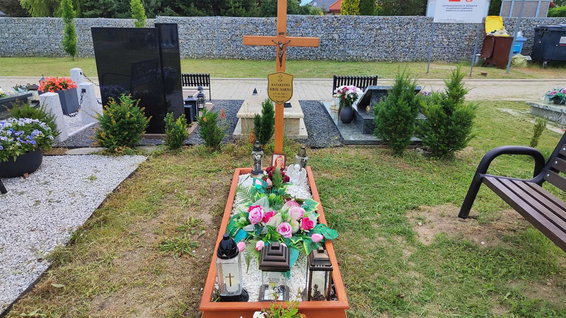 Grób Katarzyna Król-Sarna